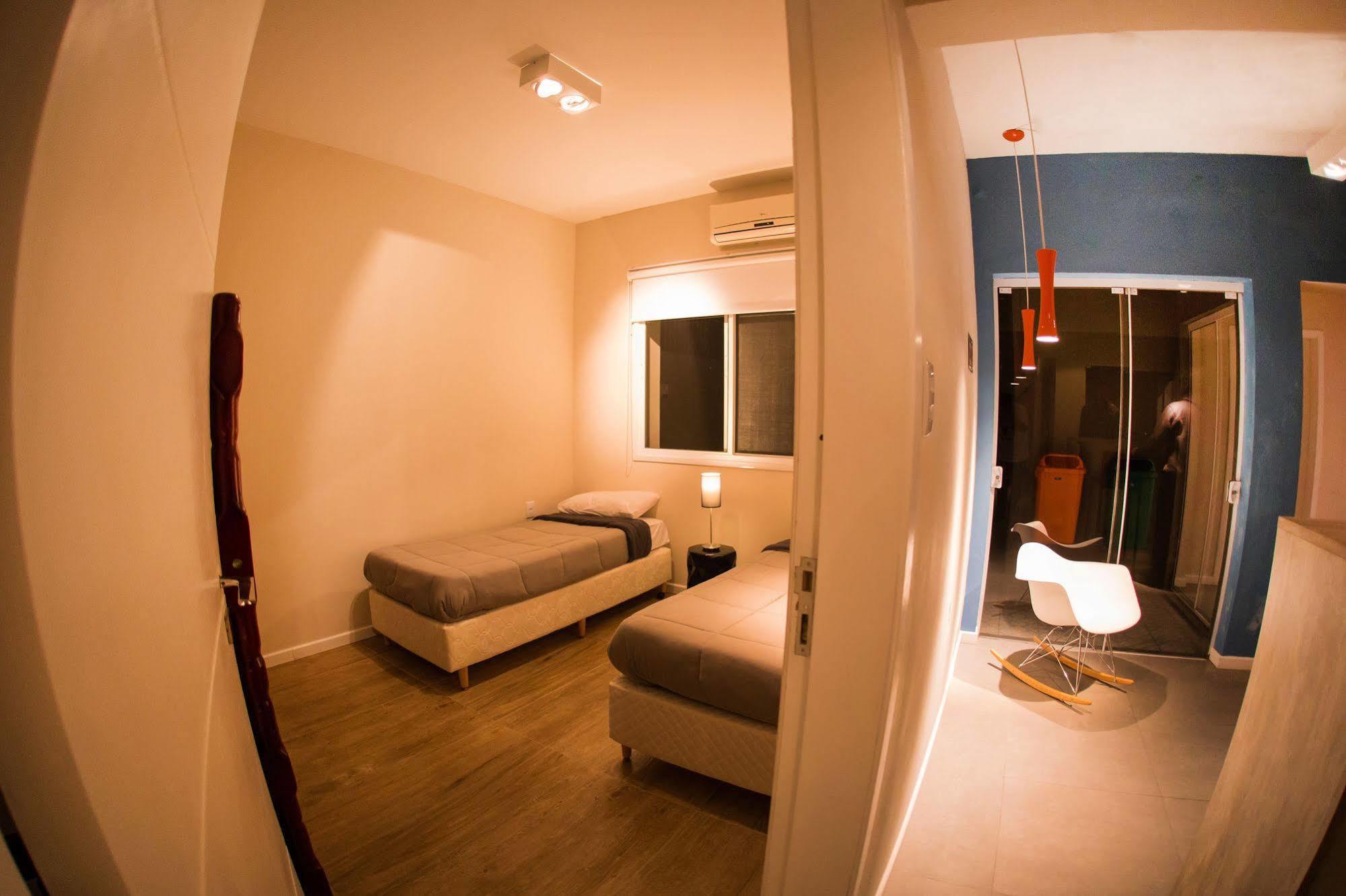 Hello Hostel Pelotas Buitenkant foto